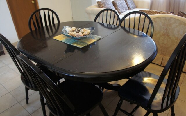 Bahia 176 3 BR by Casago