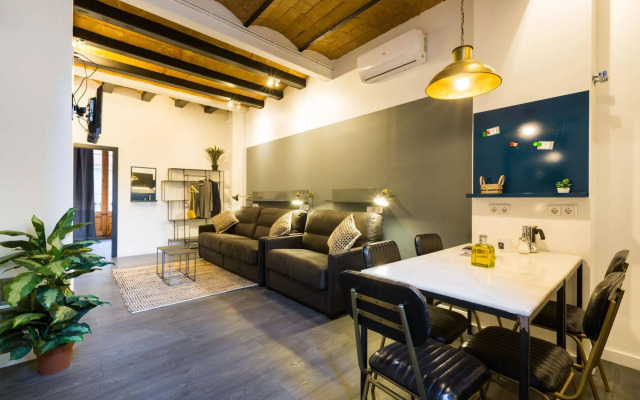 No 23 - The Streets Apartments