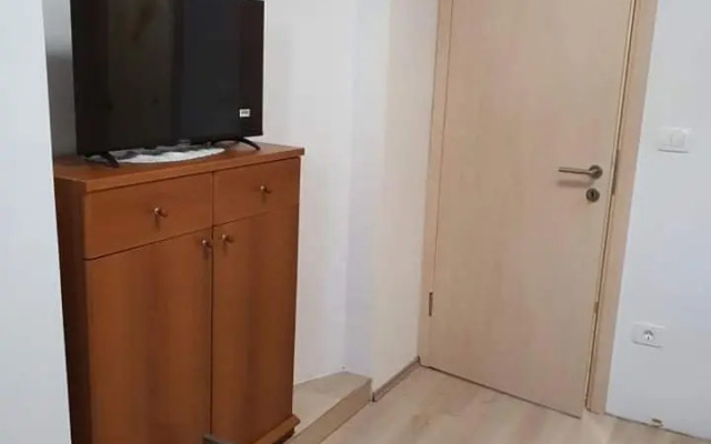 Aldi 1