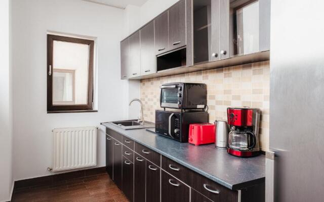 Uni88 Apartments