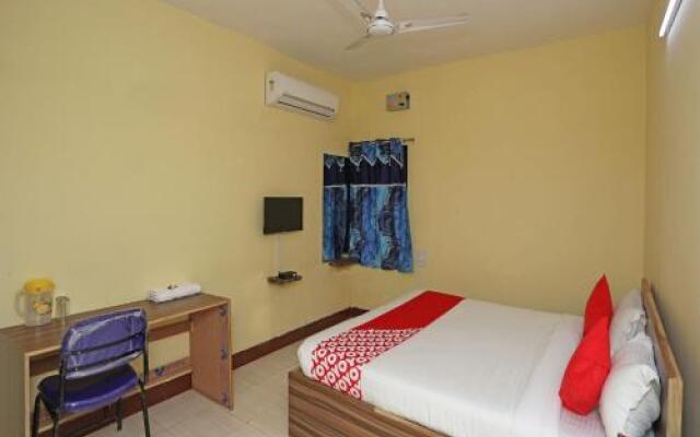 OYO 14666 Galaxy Guest House