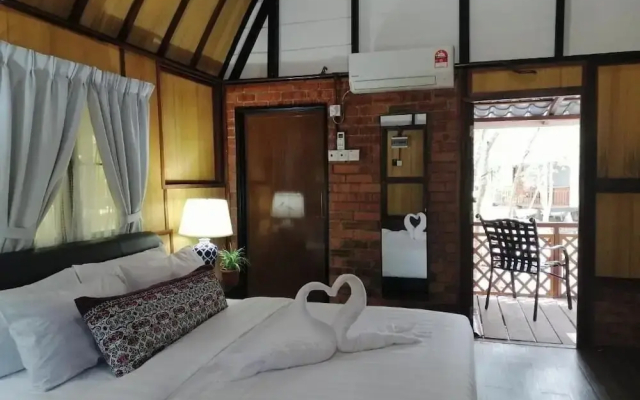 Api-Api Eco Resort