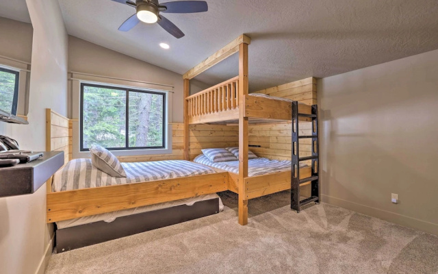 Sled Hill & Hot Tub Access: Mccall Family Cabin!