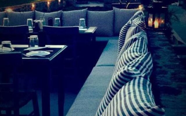 Xanthippi Hotel Apartments