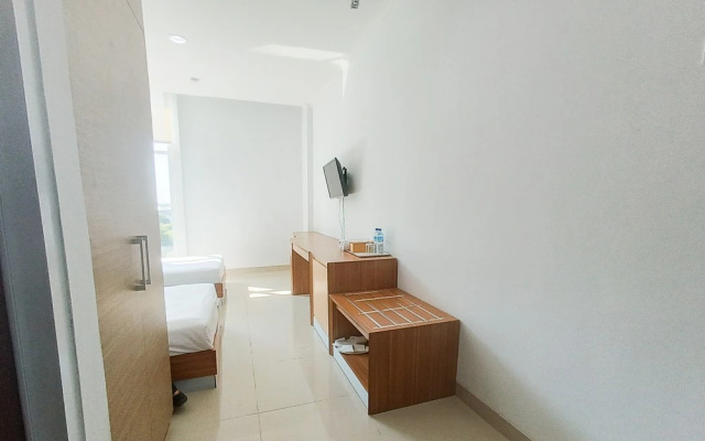 Urbanview Hotel Syariah UIN Mataram – Guest Rooms – Mataram