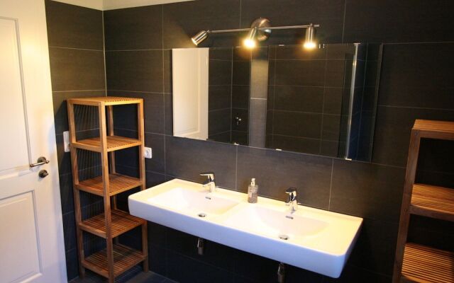 Comfortable Apartment in Brixen im Thale With Ski Storage