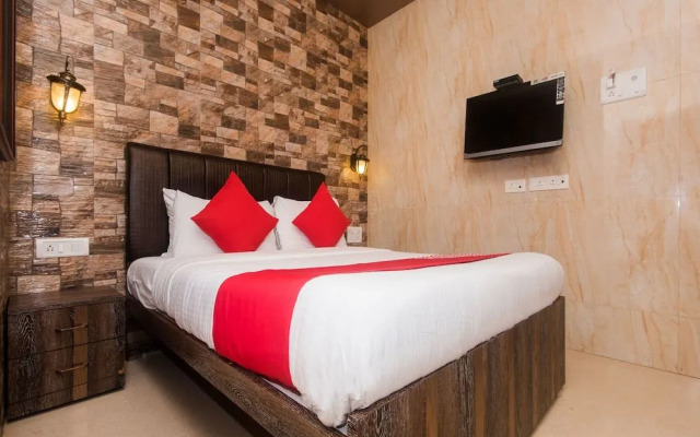 OYO 16119 Hotel Oliver