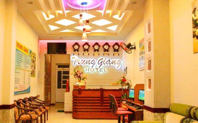 Dung Trinh Hotel