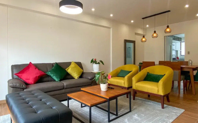 Beautiful 2BR With Balcony in Miraflores