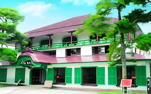 hotelImage
