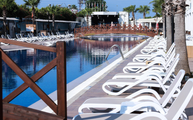 Bieno Club Sunset Hotel & Spa