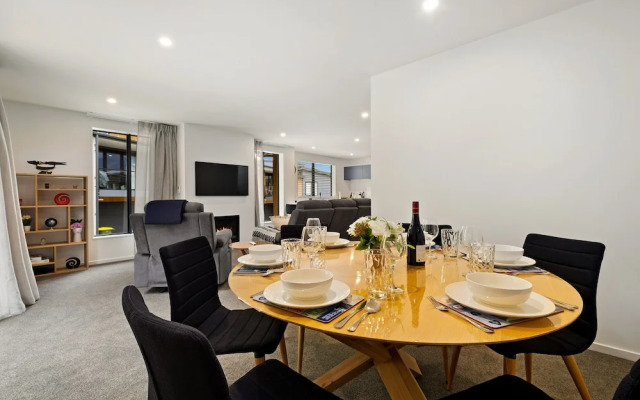 Serenity Heights - Villa 27