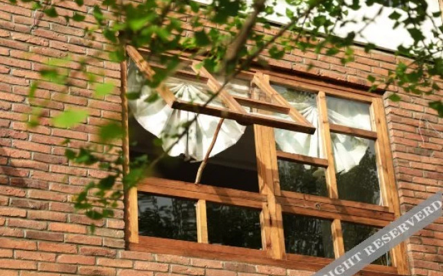 Xiandu Songge Xianrenju Hostel