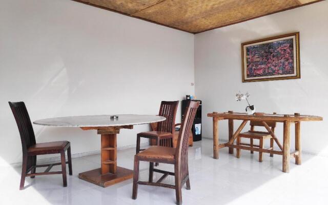 OYO 3833 Abian Villa By Nur Abian