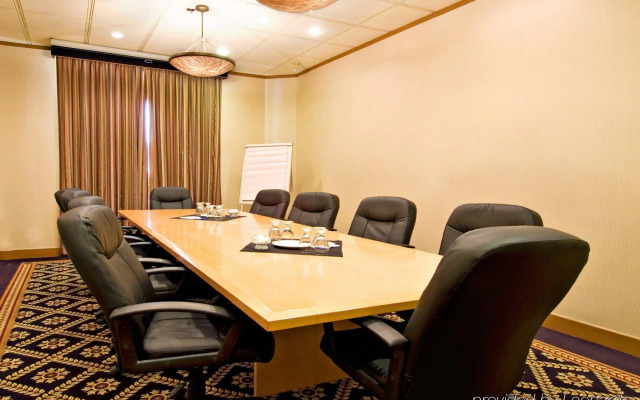 Holiday Inn Express Vancouver-Metrotown (Burnaby) by IHG