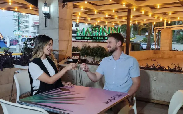 Marinn Tropical Vibes Hotel