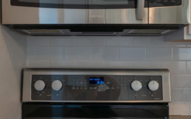 Scottsdale 4BD Modern Home w/ Sparkling Pool!