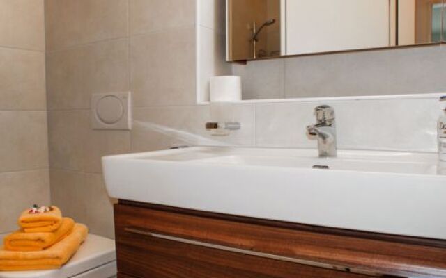 Vista Lago Maggiore 1.floor left