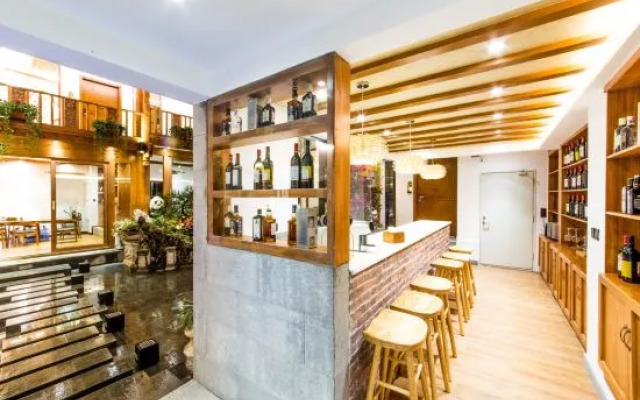 LiJiang Shiningland Resort Hotel（Lijiang Old Town）