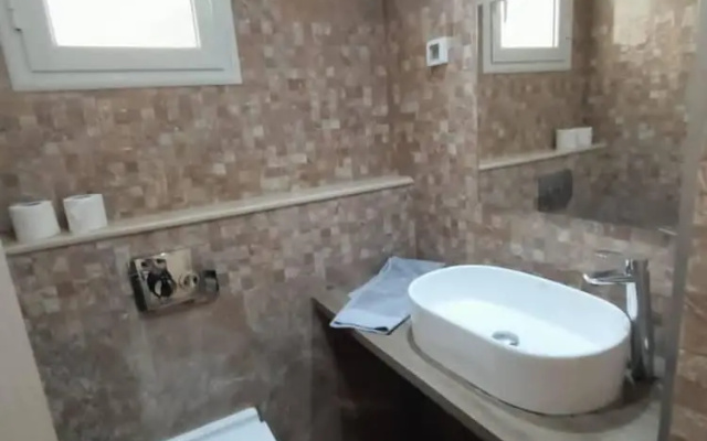 Luxurious 2-bed Apartment in Sidi Daoud, Marsa