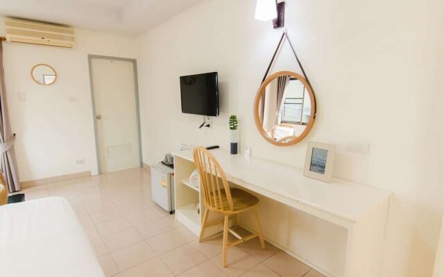 The Social Club Coliving & Coworking