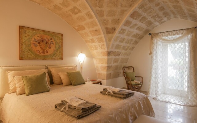Trulli&Dimore-Corte degli Aranci
