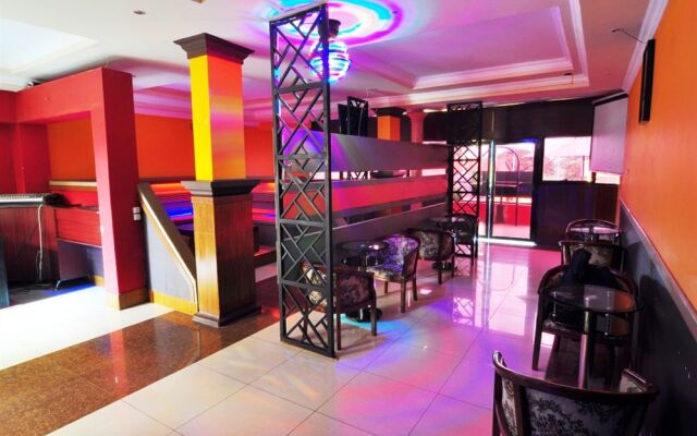Infinity Hotel
