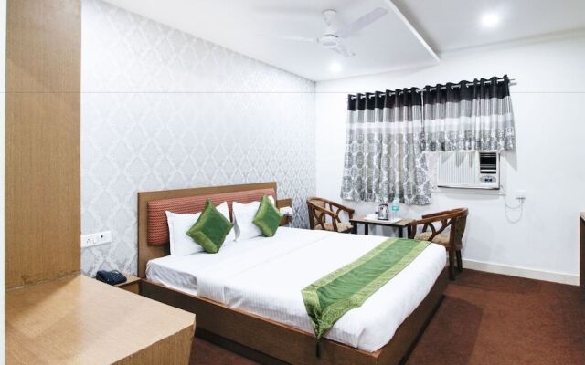 Hotel Imax Inn