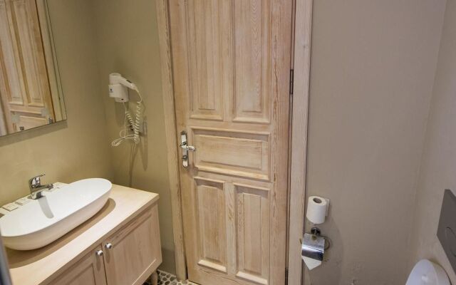 Orino Suites