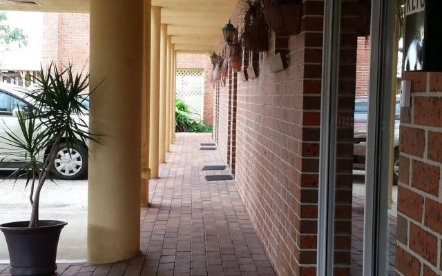 The Mullum Motel