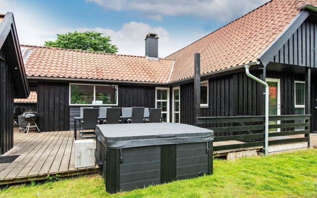 Homely Holiday Home in Juelsminde With Sauna