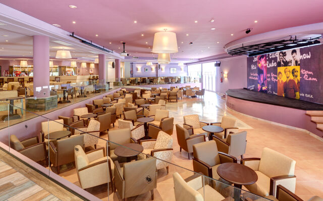 Protur Badia Park Aparthotel