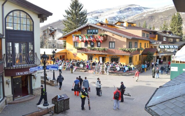 Vail Center Place