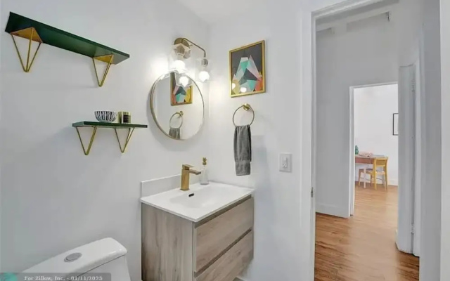 Castaways Casita Saltwater Pool Dog Friendly