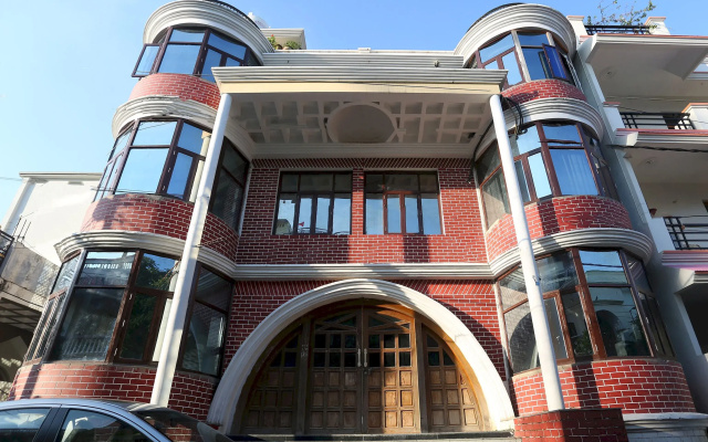 Hotel O Tulip Inn