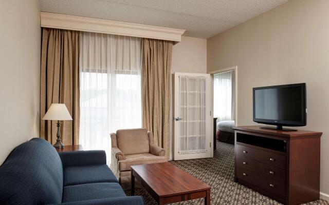DoubleTree Suites by Hilton Hotel Mt. Laurel