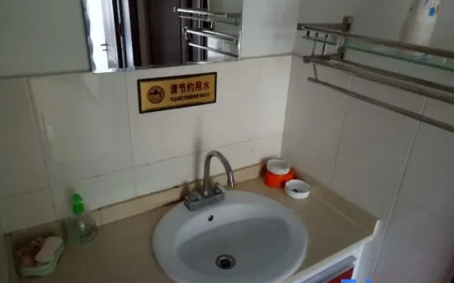 Sihai Renjia Farmhouse