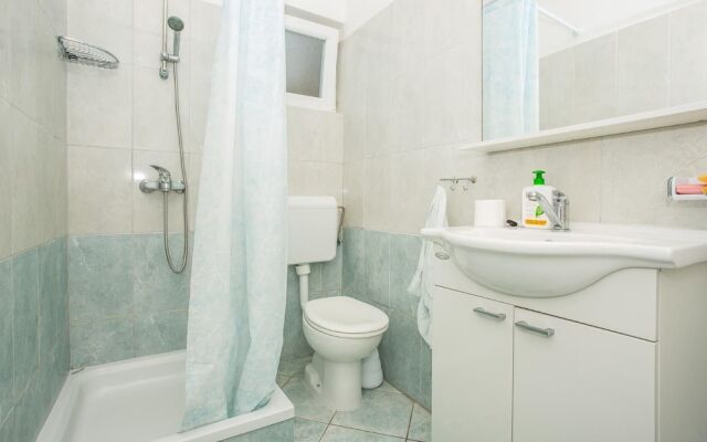 Apartments Anica M / Two Bedrooms A1