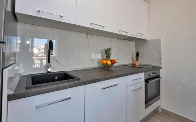 Luxury apartment Makarska 2min from beach