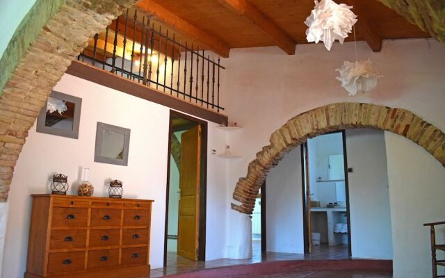 Masia Ca La Caputxeta & Golf