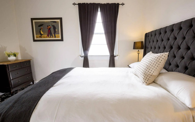 The Commercial Boutique Hotel – Guest Rooms – Tenterfield