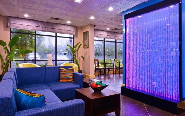 Best Western Savannah Airport Inn & Suites (Ex Best Western Bradbury Suites)