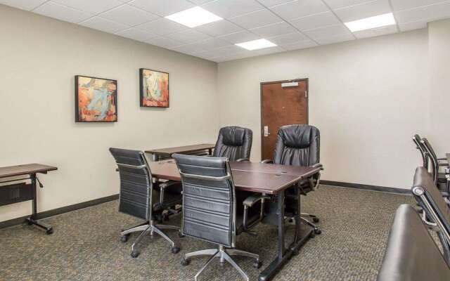 MainStay Suites Midland