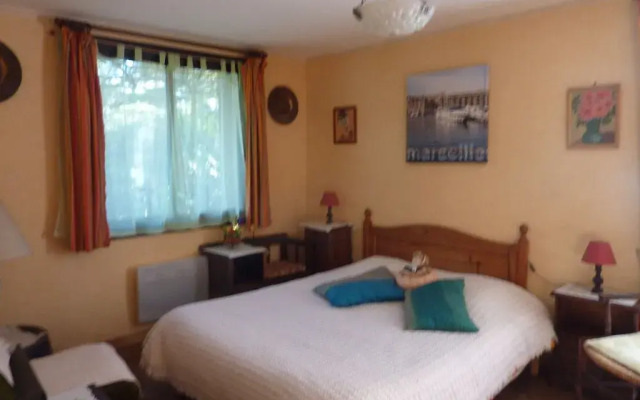 Beau Mas à Montolivet