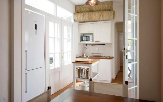 Champion Duplex Terrace and Garage Old Town 6 pax