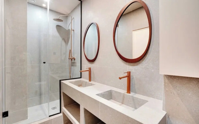 Refurbished Apartment - 2bd/8p - Place D'italie