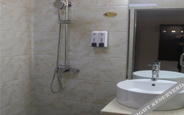 Yunlai Hotel