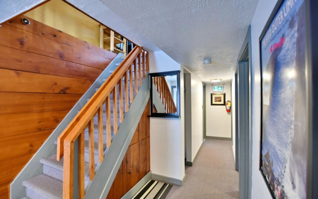 163 Tyrolean Rustic 4 bedroom chalet