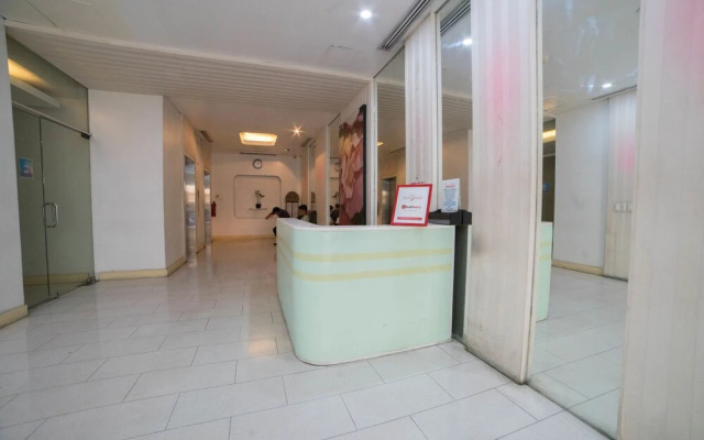 RedDoorz @ Bel Air Soho Suites Makati City