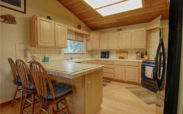 Updated Family Home W/big Deck #102